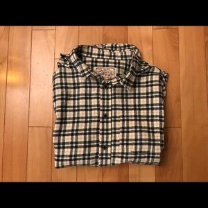 Men’s flannel button down
